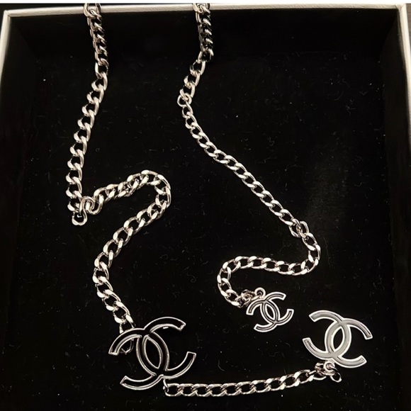 Chanel vintage Belt (or necklace) with Box and Tags - Picture 4 of 15